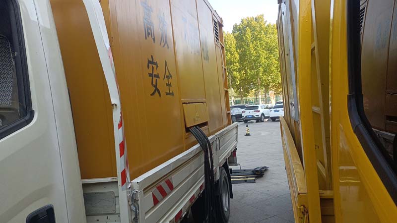 翁源如何判断柴油发电机组和UPS电源的切换时间是否符合要求？